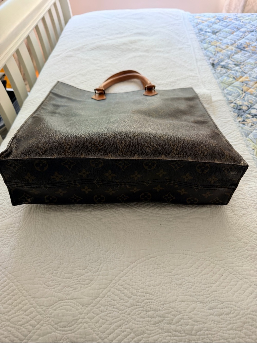 Louis Vuitton Monogram Sac Plat Tote - Picture 2 of 16